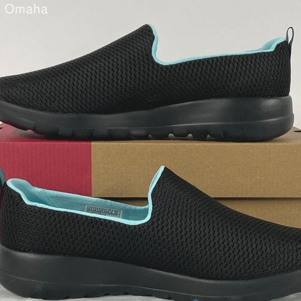 NIB Skechers Go Walk air cooled slip-on in black w aqua trim, size 9.5 wide